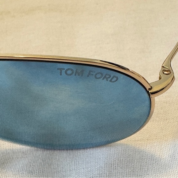 Tom Ford Eva Gold Frame Sunglasses ~ TF374 28X 61/10 Aviator - Picture 7 of 16